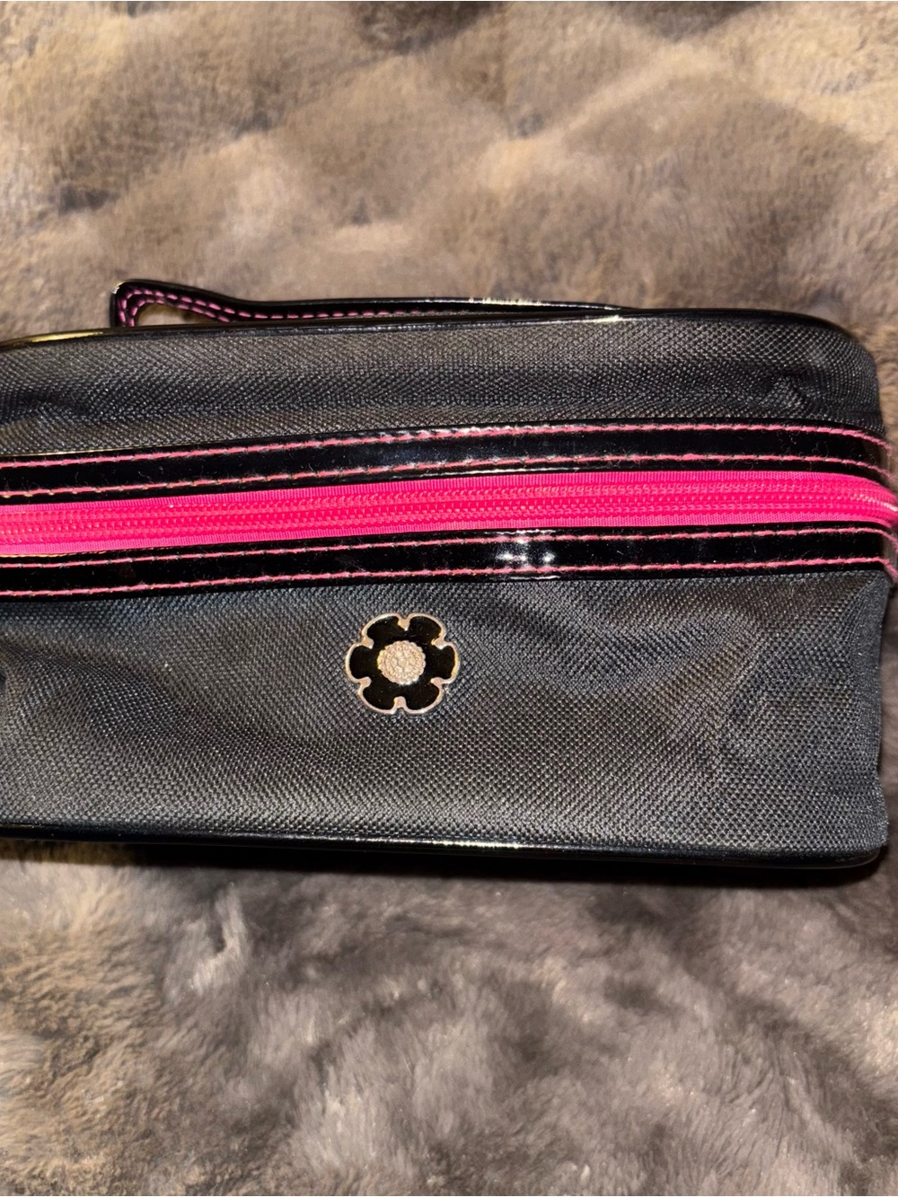 Black and Hot Pink Women's Zip Cosmetic Bag - Modella